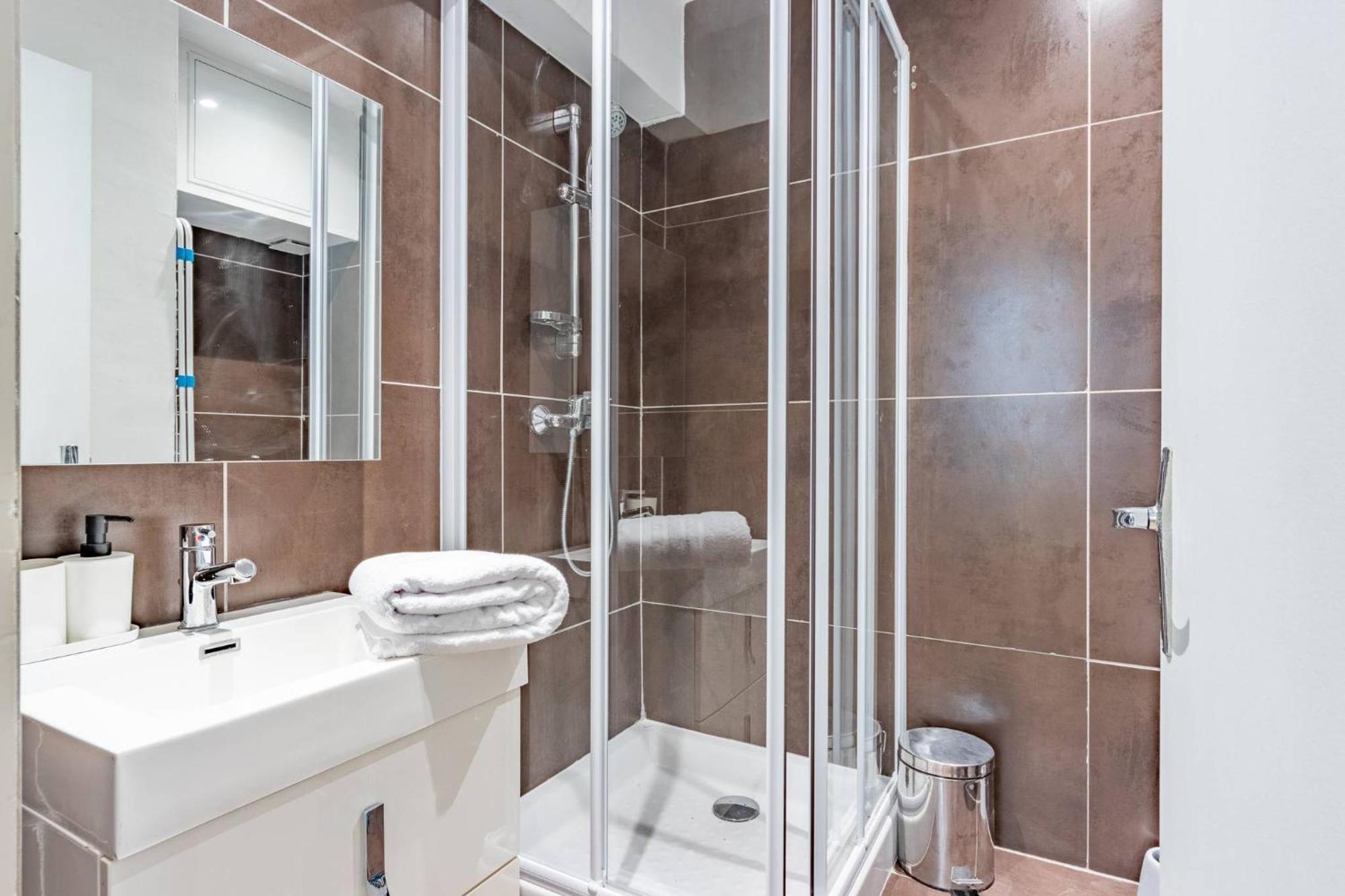Le Nid Douillet - Lit King Size Apartment Montauban Bagian luar foto